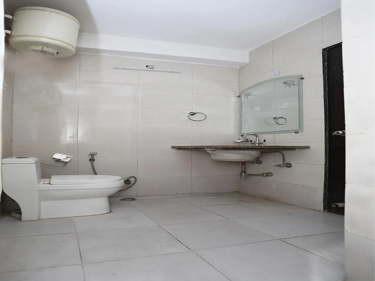 Oyo 11605 Hotel Aravali Inn New Delhi