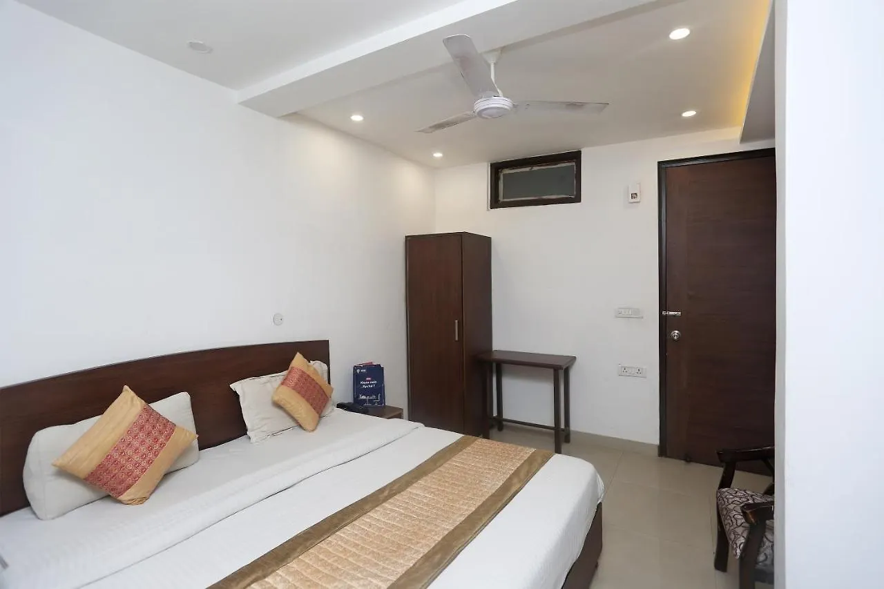 Oyo 11605 Hotel Aravali Inn New Delhi 3*,  India